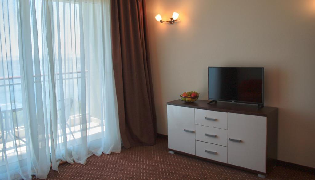 Villa Junona Baška Voda Екстериор снимка